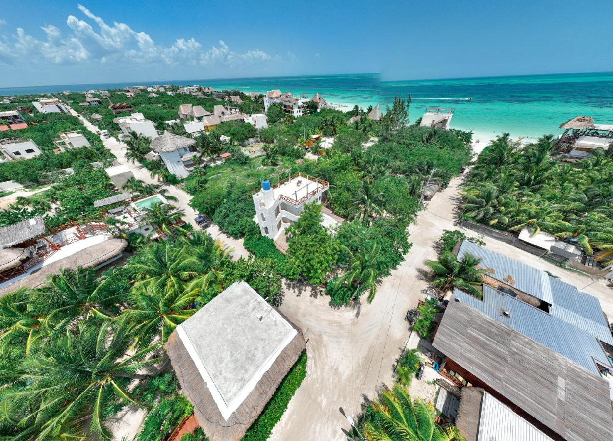 Hotel Ak'Na Holbox エクステリア 写真